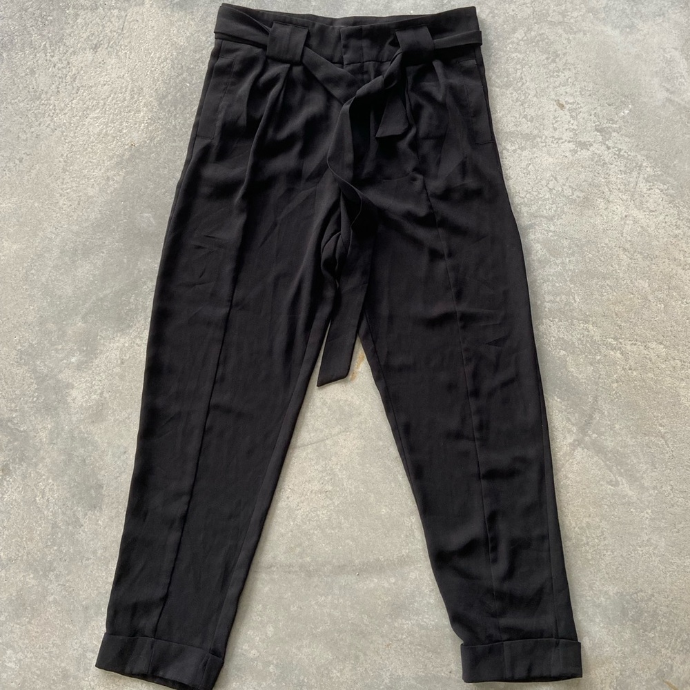 Black formal tie up Gina Tricot pants. Size M / US 34. In great condition.